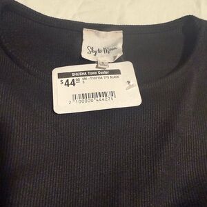 Black small top